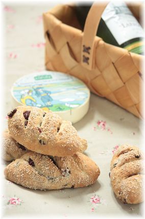 チョコとクランベリーのハードパン。