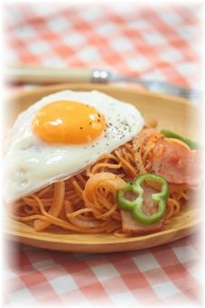 ナポリタン焼きそば。 と献立。