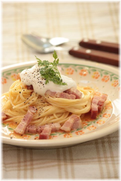 ふんわりクリームのカルボナーラ。 と お昼ごはん。