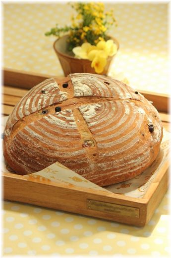 バナナコーヒーのカンパーニュ。