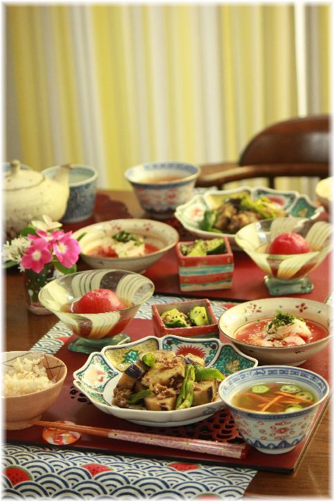 出し殻 麻婆茄子。と 献立。