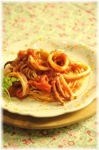 イカのトマトパスタ。 と献立。