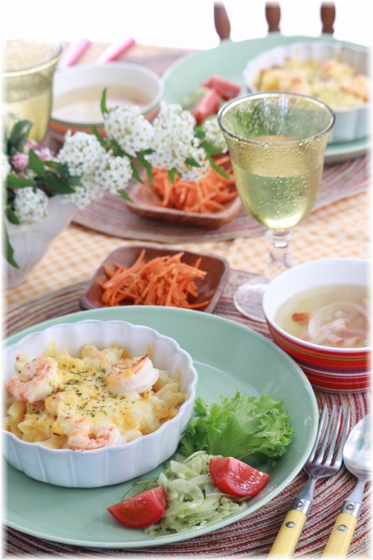 【レシピ】レンチン12分の　マカロニグラタン。と　お昼ごはん。 レモンの花とメレンゲ