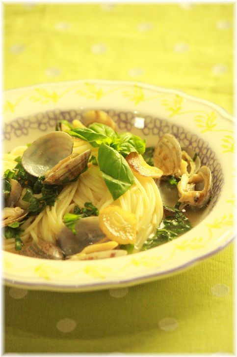 あさりとバジルのスープパスタ。 と 献立。