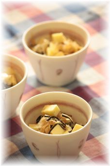 玉ねぎのおかかチーズ和え。 と献立。