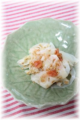 レンコン梅ごまサラダ。 と朝御飯。