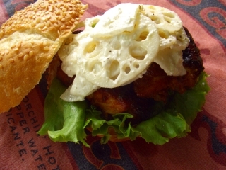 モスバーガー的☆タンドリーチキンバーガー。