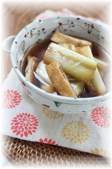冬ネギの甘辛煮。 と 大根おろしのお味噌汁 の朝御飯。
