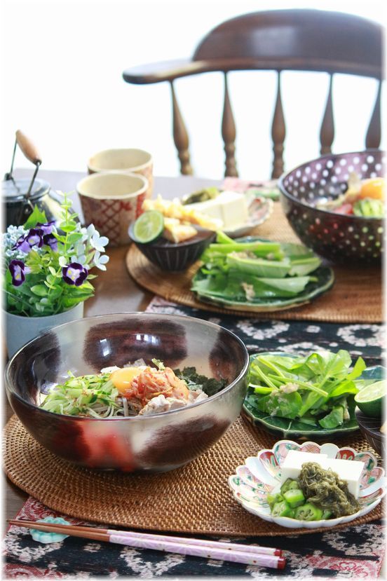 ビビンバ蕎麦。 と お昼ごはん。と 今週のお買い物。