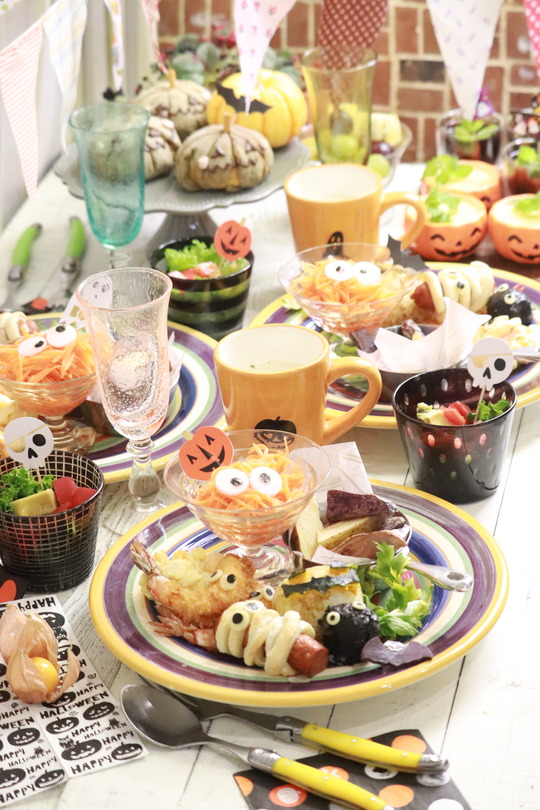  【献立】おうちハロウィンの献立。と　楽しみにしててね。