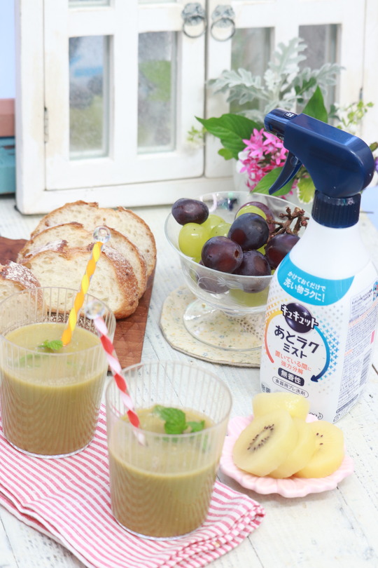 【レシピ】あとらくミストでらくらくスムージー。と　朝ごはん。