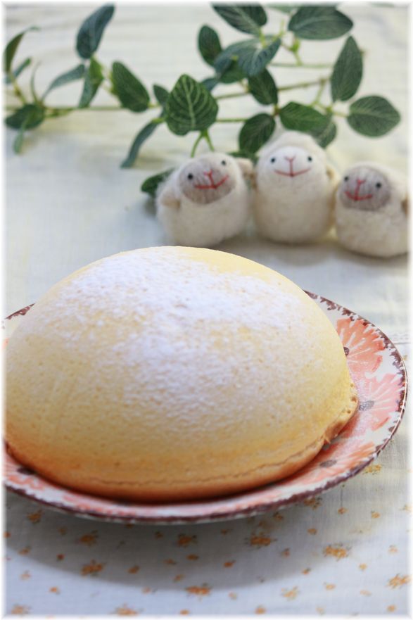 ふわふわチーズドームケーキ。