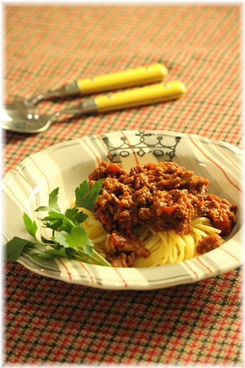 カレーミートソースパスタ。 と献立。