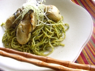 青海苔わさびの焼きそば。