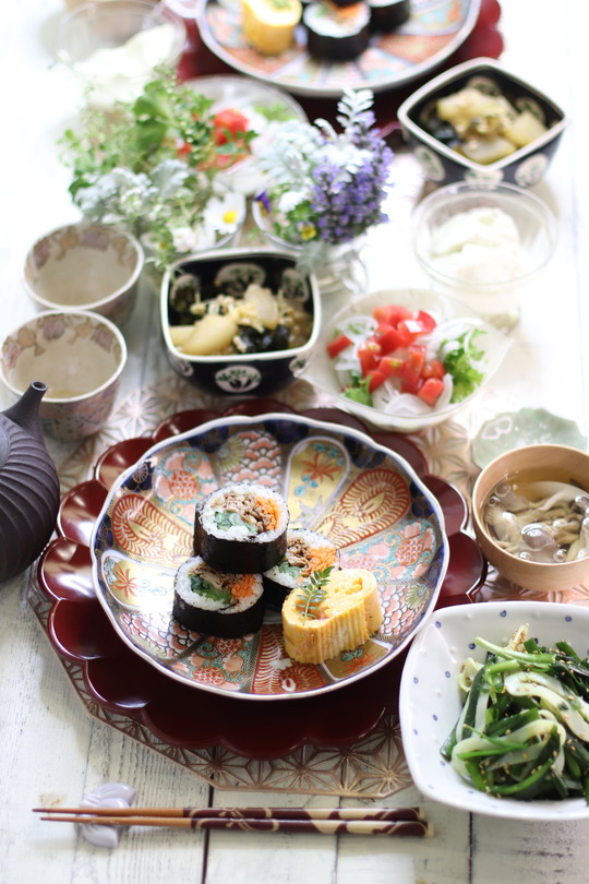 【レシピ】5秒で完成♪ニラといかくんのごま塩和え。と　献立。と　4連ヨーグルト。