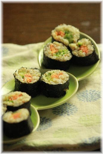 生姜ご飯の海苔巻。 と献立。