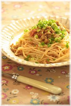 お揚げと、おかかの たらこパスタ。