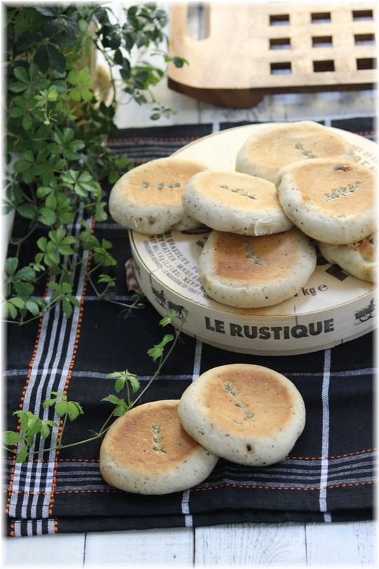 【レシピ】ベーコンチーズのぺちゃんこパン。と　一人っ子ユウだから。