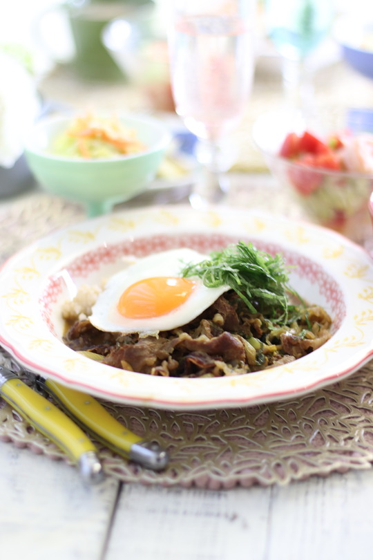 【レシピ】フライパンでささっと作る大葉カレー。と　献立。　三姉妹の年齢差。