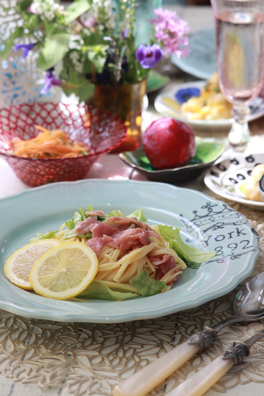 【レシピ】フライパン１つのレタスと生ハムのパスタ。と　献立。と　栗の報告。