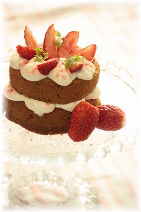 いちご・ぶどうのミニシフォン。