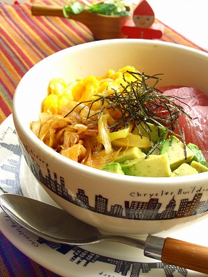 秋のカルフォルニア丼。
