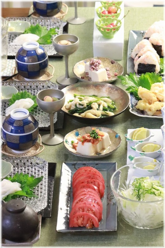  【献立】おうち居酒屋大会・１２。メインはおいしいイカです。と　いつもの週末。