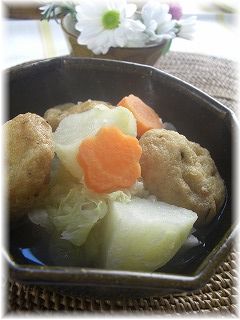 キャベツとがんもの生姜煮。 と献立。