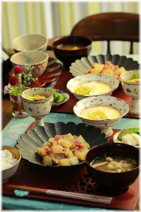 大根の梅そぼろ煮。 と 献立。