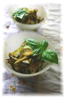 塩もみ茄子のカレーマリネ。 と献立。