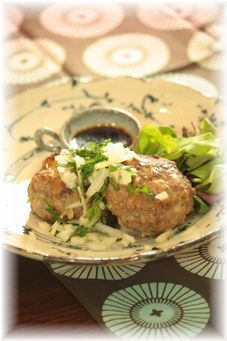 ディアボラ風ハンバーグ・和風バージョン。と献立。