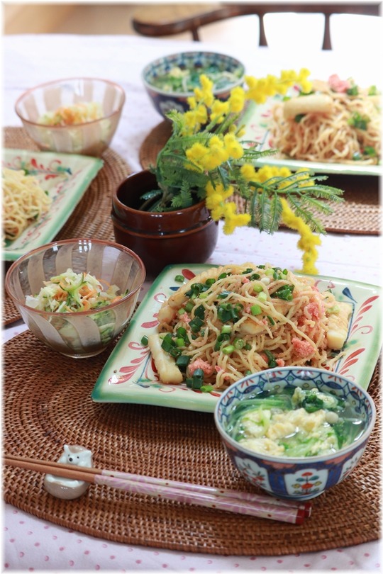 レシピ いか と たらこ の しょうゆ焼きそば と 献立 と あまなつ仕事 よめ膳 Yomeカフェ Powered By ライブドアブログ