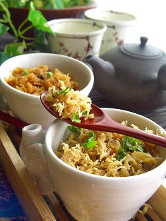 帆立缶でふりかけ２種類。