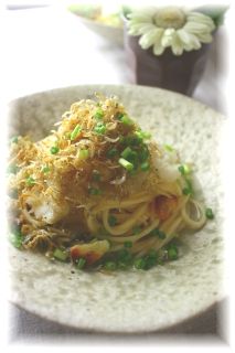 カリカリじゃこと、おろし蕪のパスタ。 と献立。