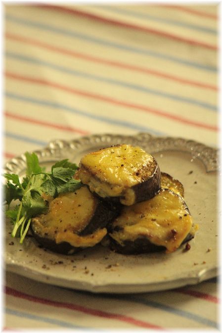 茄子の味噌チーズピカタ。 と 献立。
