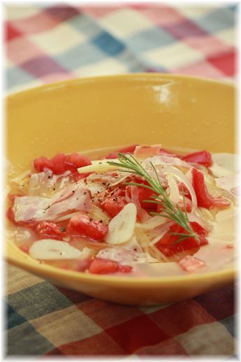 おかかトマトのスープパスタ。 と献立。