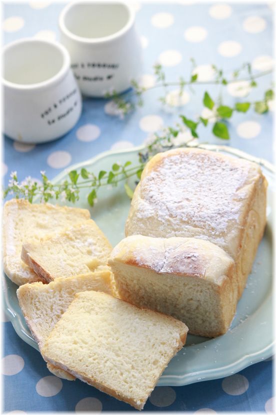 「カルピス」香る ふわふわ食パン。