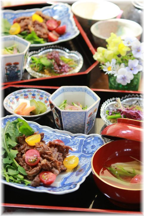 ルッコラと牛肉のトマト炒め と 献立 と 今週のお買いもの よめ膳 Yomeカフェ Powered By ライブドアブログ