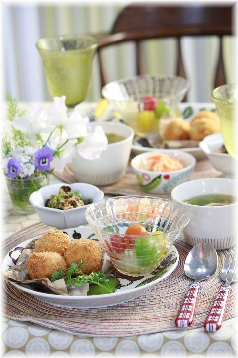 出し殻コロッケ。 と 献立。