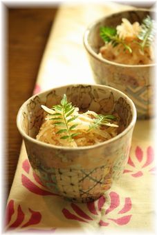 千切り大根の たらこ生姜煮。 と献立。