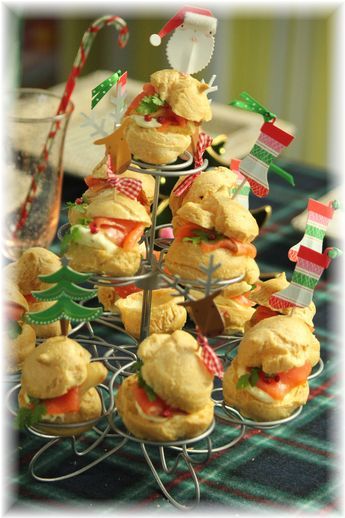 チーズシュータワー。 とクリスマス会の献立。