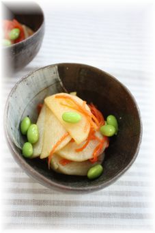 大根と人参のはりはり炒め。 と朝御飯。