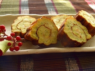 YOME的おせち☆青海苔とチーズ入りの伊達巻。