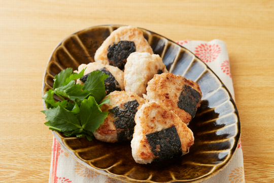 【お知らせ】味付けも低糖質もこれ１つで叶います♪　おにぎりつくね。