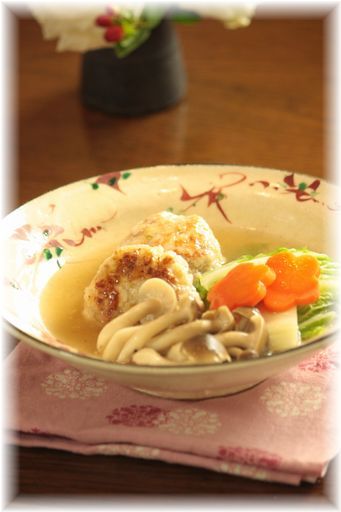 はんぺん肉だんご煮込み。 と献立。