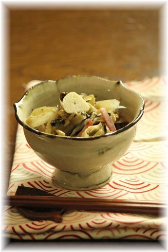 牛蒡の海苔にんにく煮。 と献立。