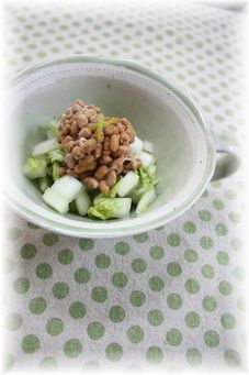 柚子白菜の塩納豆。 と朝御飯。