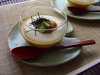 雲丹の冷たい茶碗蒸し・豆腐ポタージュのっけ。