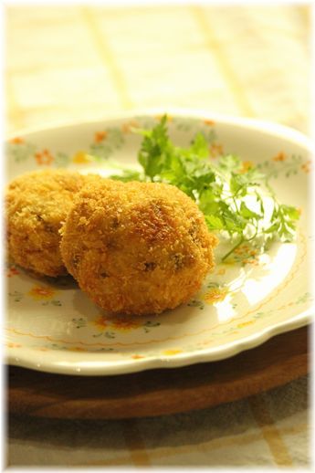 お豆腐と胸肉のメンチカツ。 と 献立。