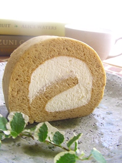 紅茶のしっとりロールケーキ♪